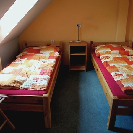 Hostel Skautsky Dom Banská Štiavnica Esterno foto