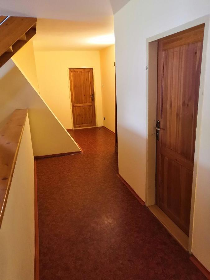 Hostel Skautsky Dom Banská Štiavnica Esterno foto