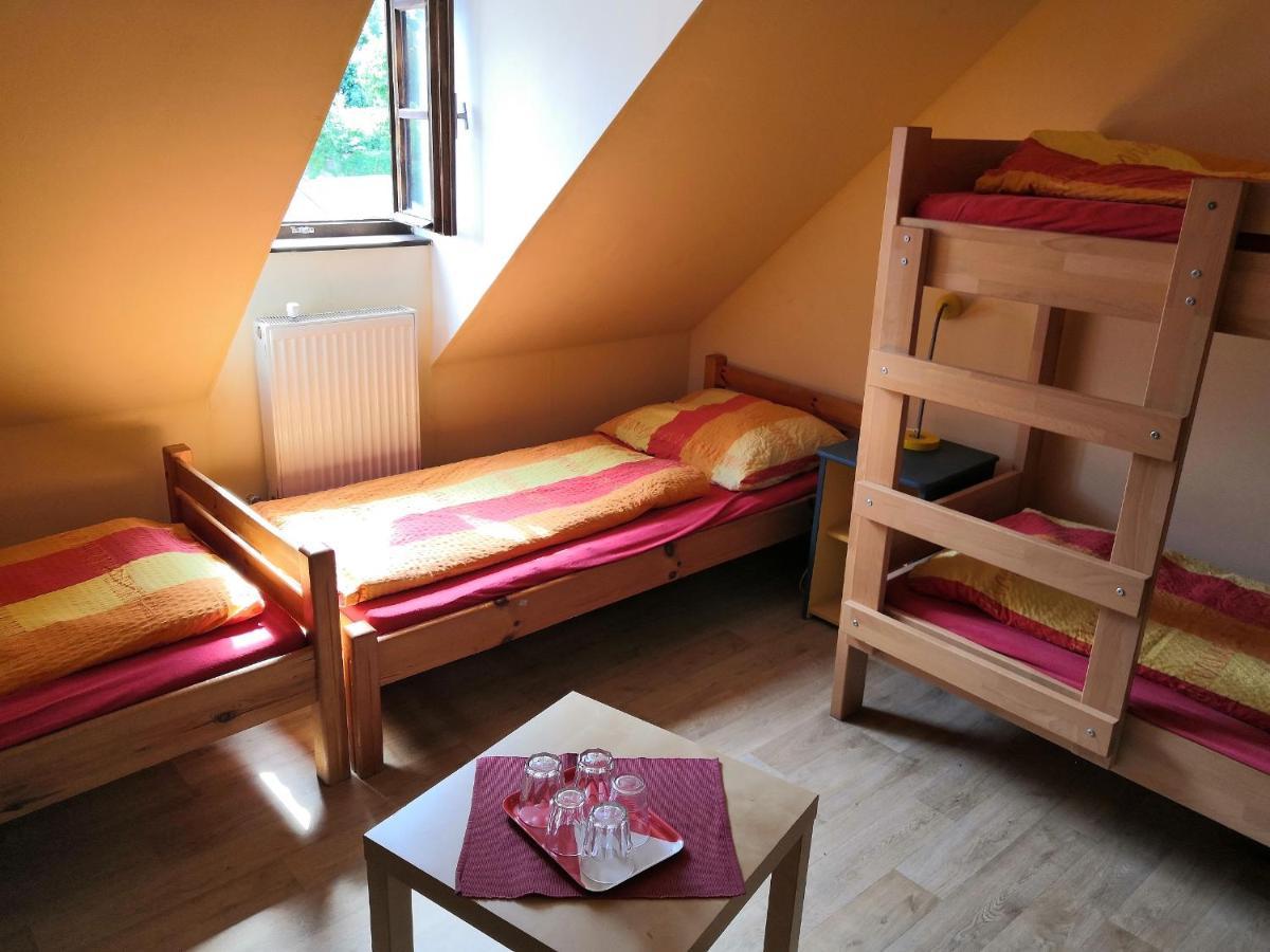 Hostel Skautsky Dom Banská Štiavnica Esterno foto