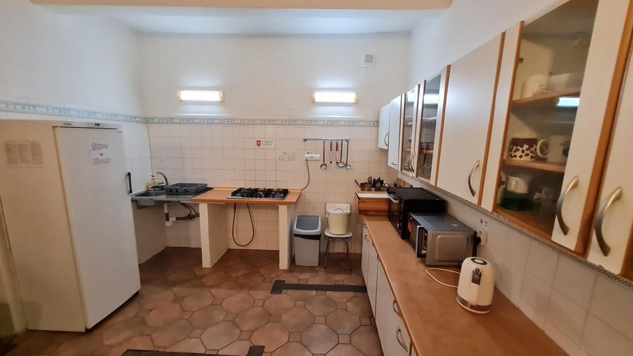 Hostel Skautsky Dom Banská Štiavnica Esterno foto