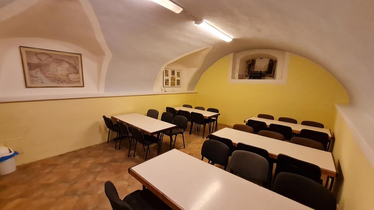 Hostel Skautsky Dom Banská Štiavnica Esterno foto