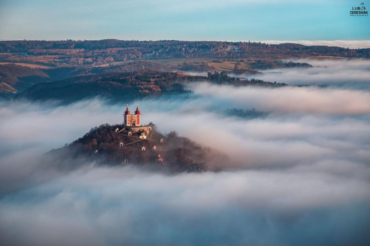 Hostel Skautsky Dom Banská Štiavnica Esterno foto