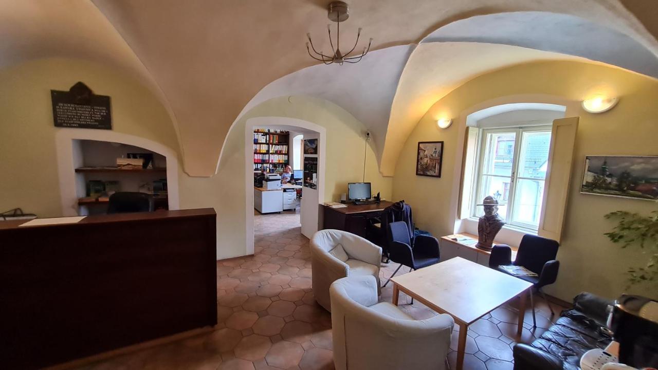 Hostel Skautsky Dom Banská Štiavnica Esterno foto