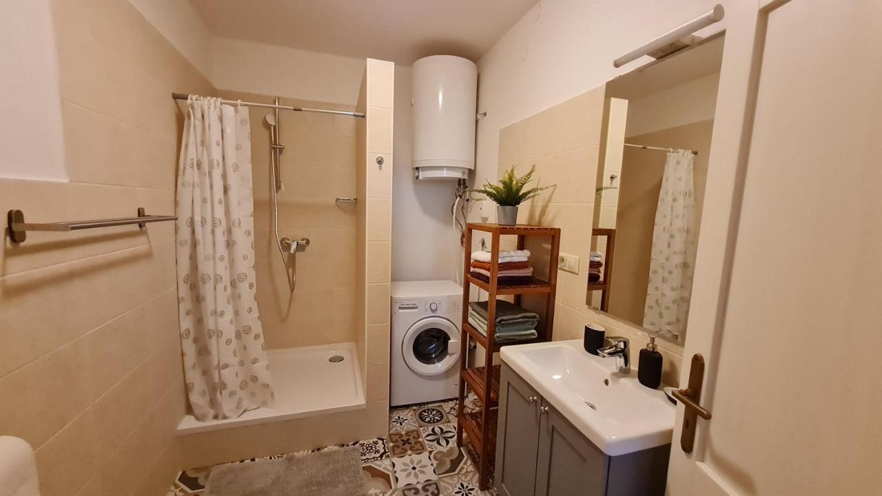 Hostel Skautsky Dom Banská Štiavnica Esterno foto