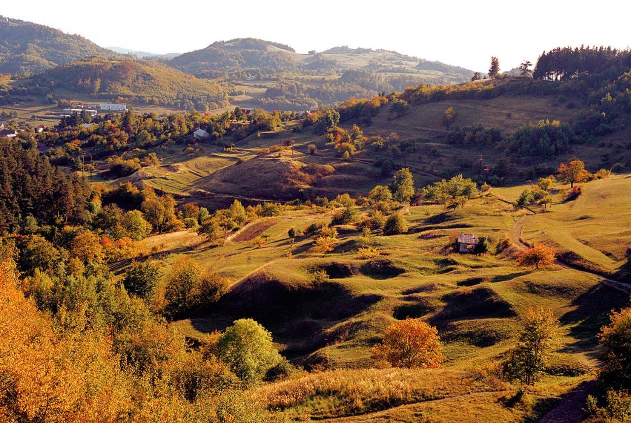 Hostel Skautsky Dom Banská Štiavnica Esterno foto
