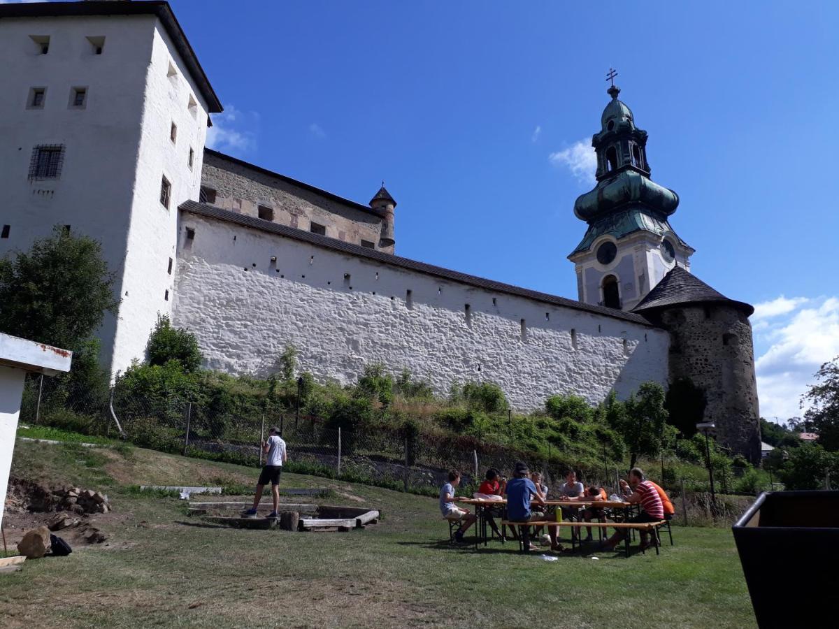 Hostel Skautsky Dom Banská Štiavnica Esterno foto